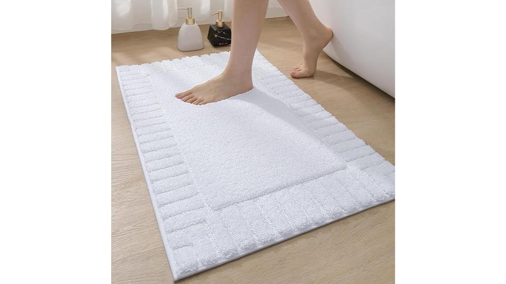 white washable bath mat
